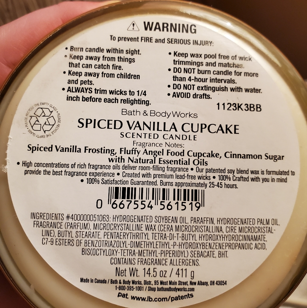 Bath and Body Works Spiced Vanilla Cupcake 3-Wick Candle - Picture 5 of 7